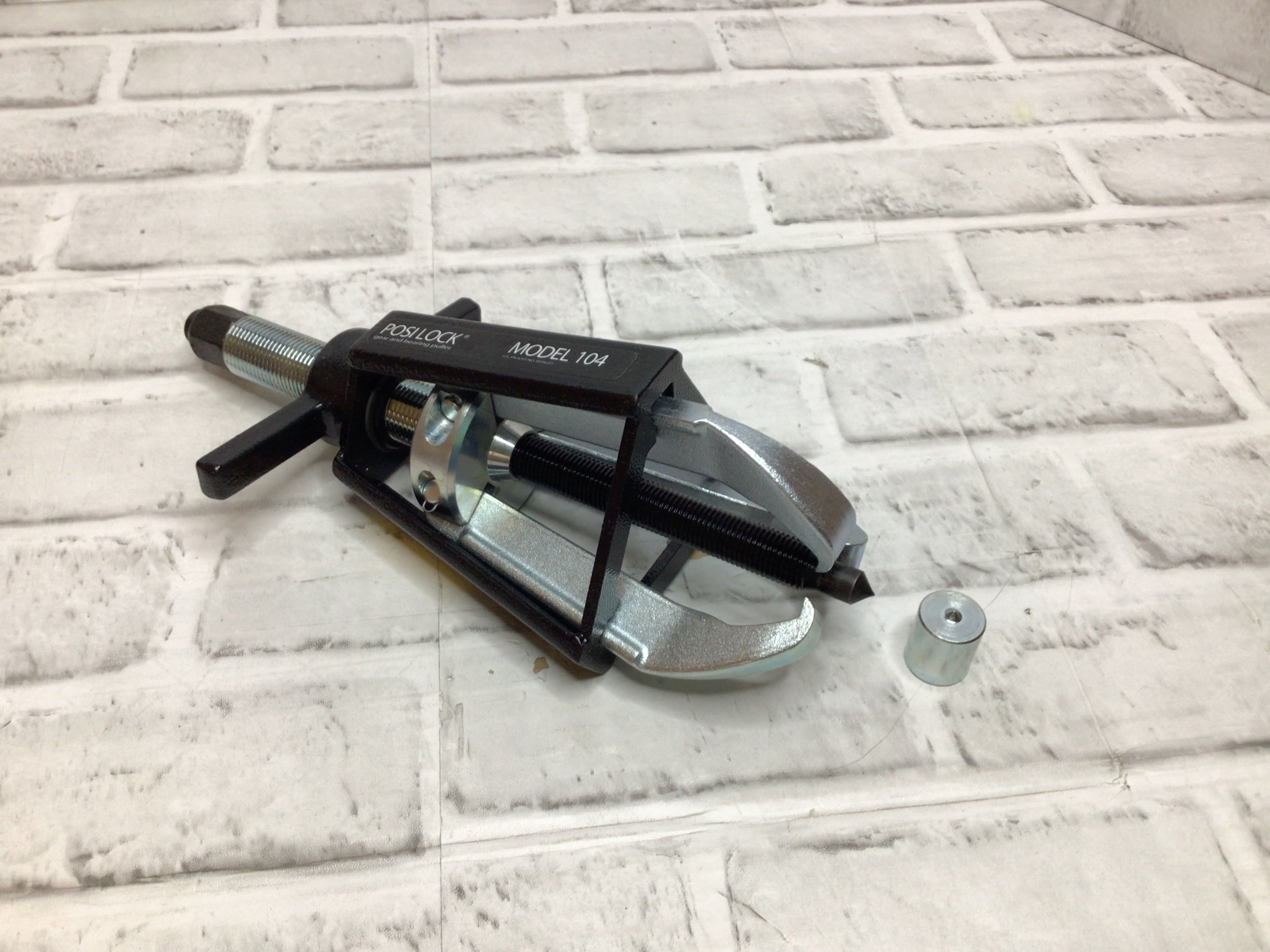 Posi Lock 104 Caged Jaw Puller, 5 T, 3 Jaw *OPEN BOX* (8119241474286)